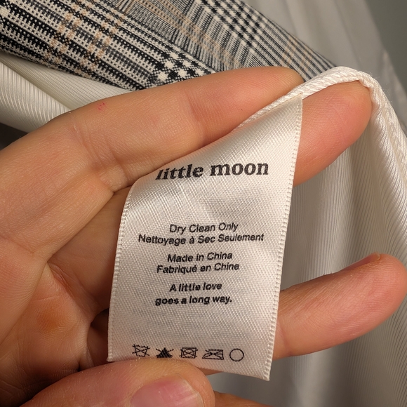 Little Moon Gray Plaid Women's Blazer - Picture 4 of 5